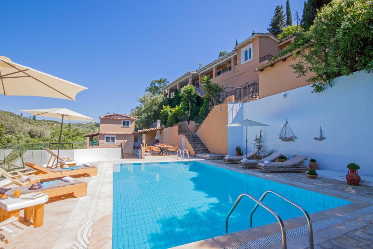 Odyssey Villas 카시오피 외부 사진